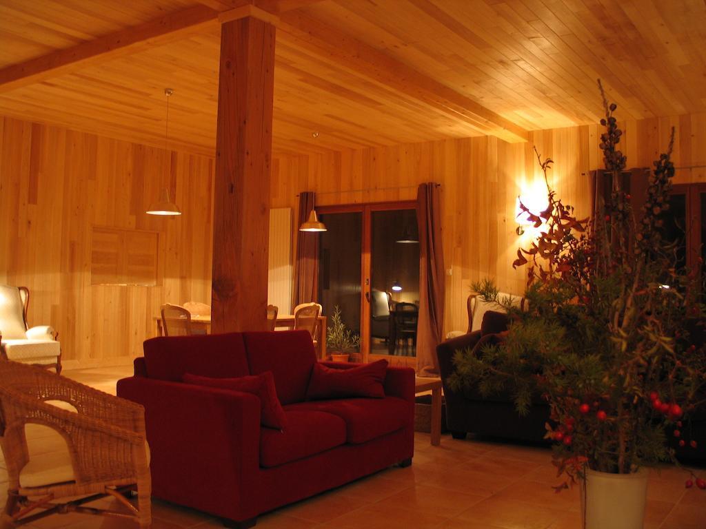 Maison Rouge Plan d'Aups Esterno foto